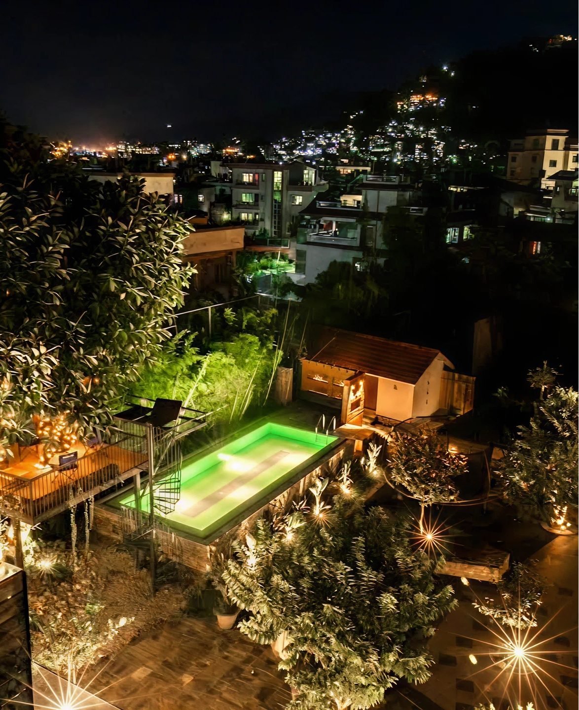 Uma Pool Garden